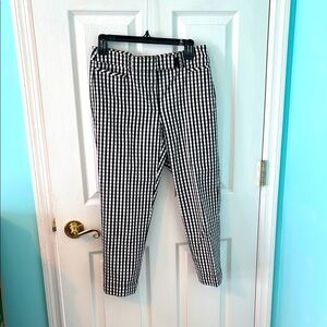Women’s WHBM Black and White Checkered Pants